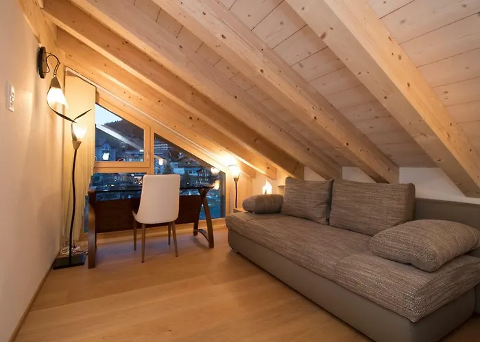 Belmont Penthouse شقة *