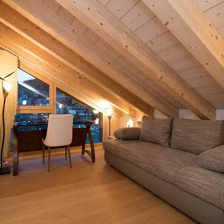 Belmont Penthouse Lägenhet *